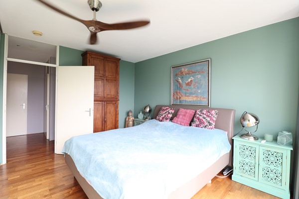 Medium property photo - Oeverpad 589, 1068 PM Amsterdam