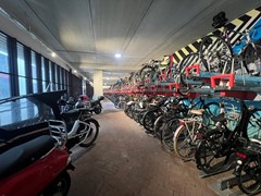 Fietsenstalling 2.JPEG