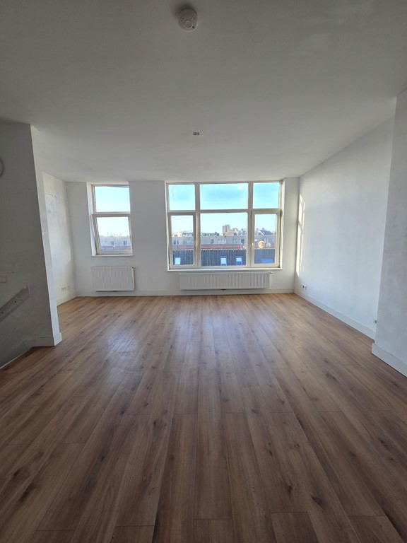 Appartement te huur: Schiedamseweg 108A03, Rotterdam