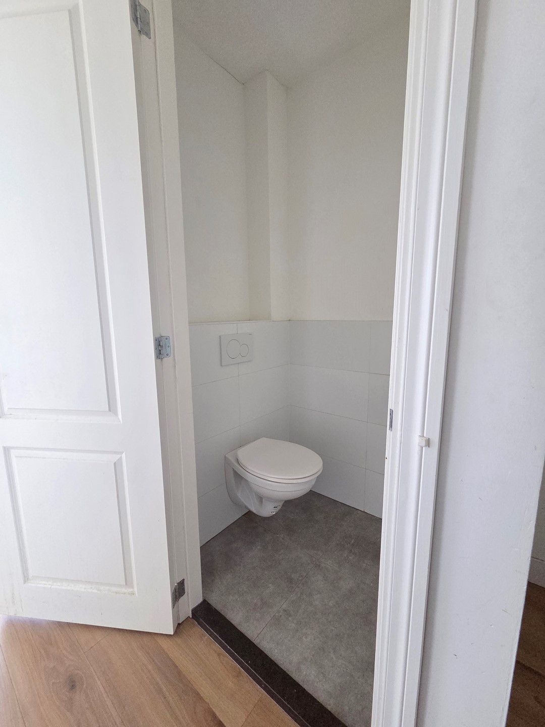 Appartement te huur: Schiedamseweg 108A03, Rotterdam