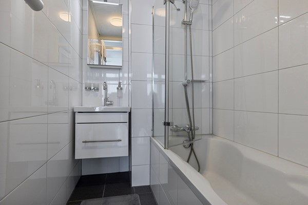 Medium property photo - Rotterdamsedijk 188B, 3112 BL Schiedam
