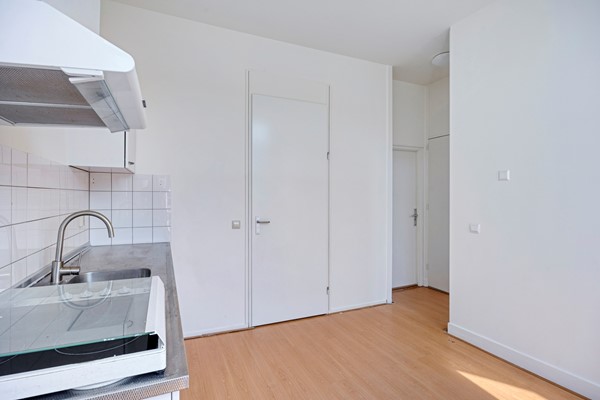 Medium property photo - Blommersdijkselaan 30C, 3036 ND Rotterdam