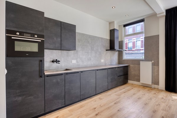 Medium property photo - Blommersdijkselaan 30B, 3036 ND Rotterdam