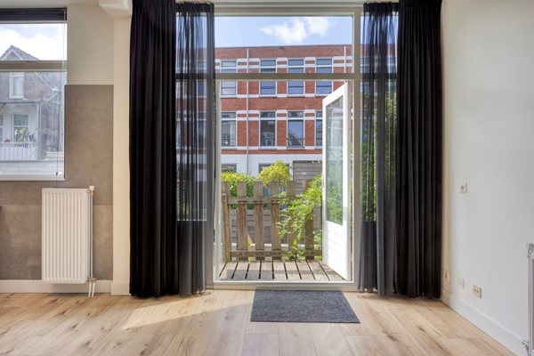 Medium property photo - Blommersdijkselaan 30B, 3036 ND Rotterdam