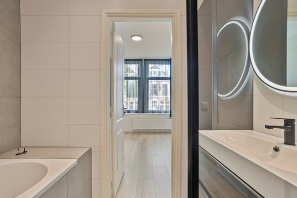 Medium property photo - Blommersdijkselaan 30B, 3036 ND Rotterdam