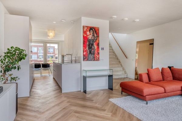 Te koop: Wonen op het Eiland van Feijenoord – Instapklaar 4-Kamer Hoek appartement in het Groene Hart van Rotterdam!
