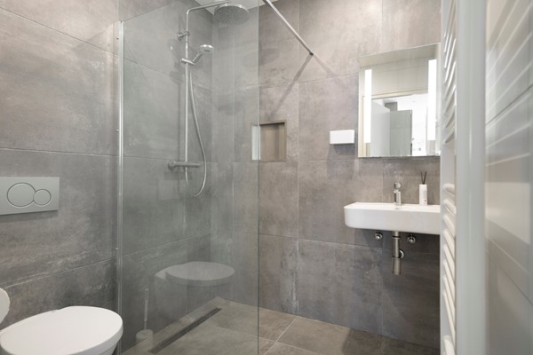 Medium property photo - Bergweg 311A, 3037 EN Rotterdam