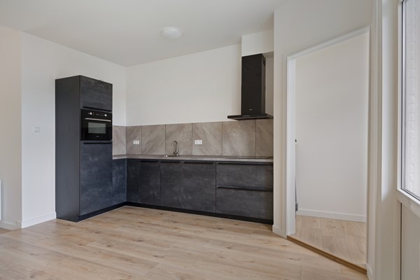 Medium property photo - Benthuizerstraat 32A, 3036 CH Rotterdam