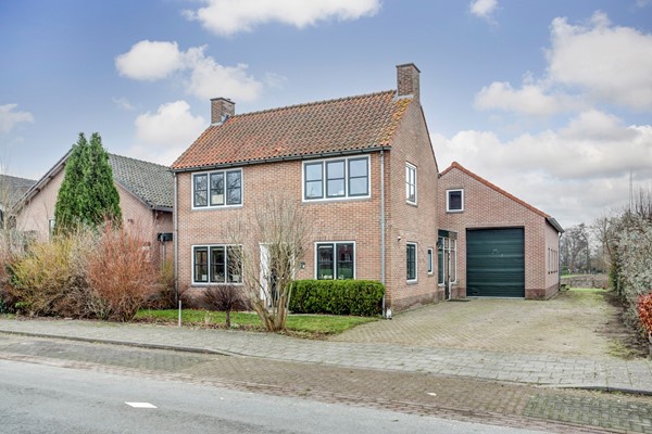 Sold subject to conditions: Dorpsstraat 28, 4152 EP Rhenoy