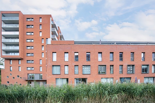 Verkocht: Ruime 6-kamer woning geschikt om met het hele gezin te kunnen wonen, werken en studeren aan huis!