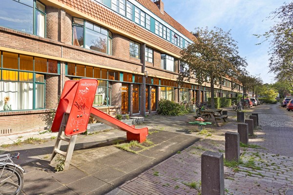 Medium property photo - Louise Henriettestraat 32, 9717 LL Groningen