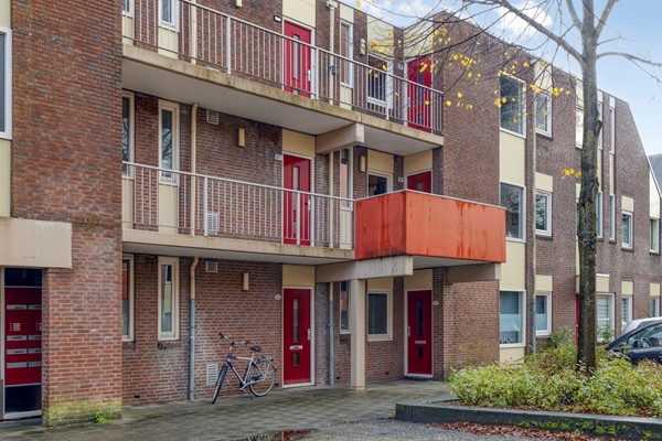 Medium property photo - Bedumerstraat 19A, 9716 BA Groningen
