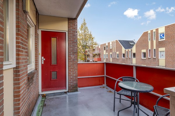 Medium property photo - Bedumerstraat 19A, 9716 BA Groningen