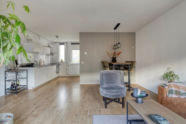 Medium property photo - Bedumerstraat 19A, 9716 BA Groningen