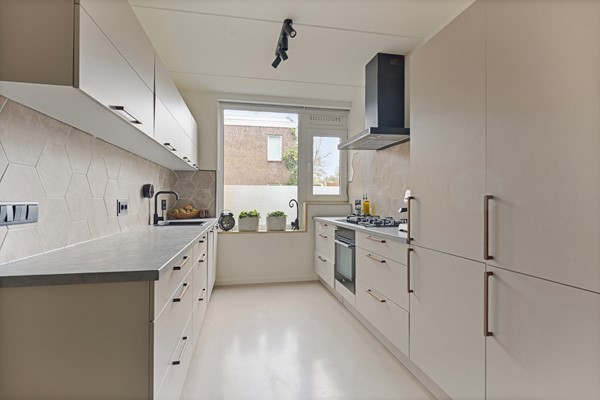 Medium property photo - Golfslag 127, 9732 MG Groningen