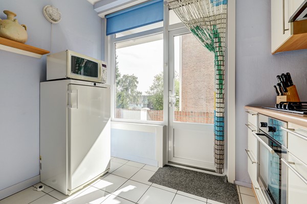 Medium property photo - Velperweg 48A 2, 6824 BL Arnhem