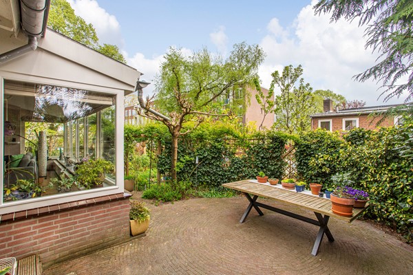 Medium property photo - De Savornin Lohmanlaan 2, 6823 BG Arnhem
