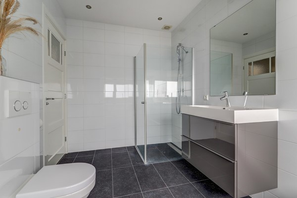 Medium property photo - Josef Israëlslaan 60, 6813 JG Arnhem