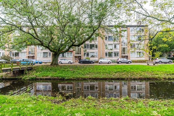 Medium property photo - Aart van der Leeuwkade 55, 2274 LA Voorburg