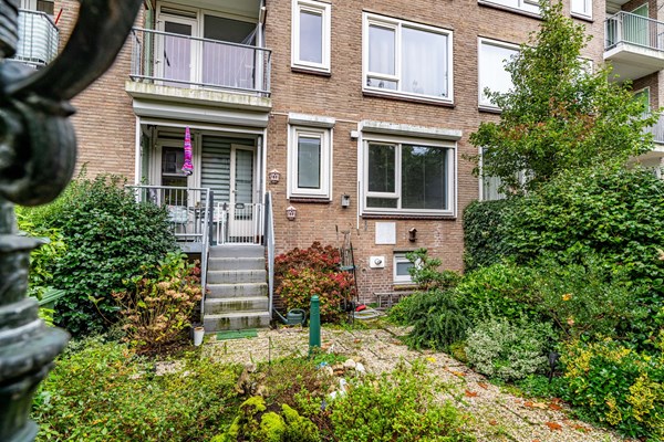 Medium property photo - Aart van der Leeuwkade 55, 2274 LA Voorburg