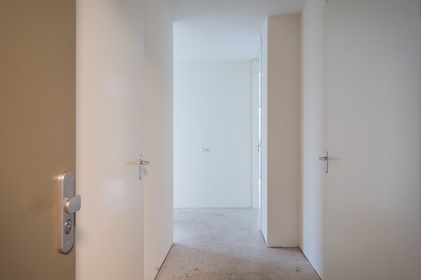 Onder optie: Door de overweldigende hoeveelheid reacties is het niet meer mogelijk een bezichtiging aan te vragen voor deze woning.
