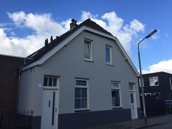 Onder optie: Door de overweldigende hoeveelheid reacties is het helaas niet meer mogelijk om een bezichtiging voor deze woning aan te vragen.

Nieuwe aanvragen worden niet meer in behandeling genomen. Op nieuwe...