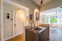 For rent: Woestduinstraat 32-1, 1058TE Amsterdam