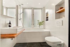 For sale: Utrechtsedwarsstraat 125, 1017 WE Amsterdam