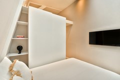 Rented: Linnaeusstraat 25-4, 1093 EE Amsterdam