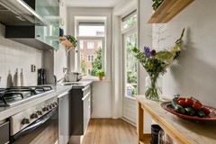 Under offer: Lucellestraat 26-1, 1055 HZ Amsterdam