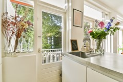 Sold subject to conditions: Postjeskade 43-1, 1058 DG Amsterdam