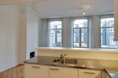 For rent: Pieter Cornelisz Hooftstraat 113-2, 1071 BR Amsterdam