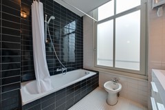 For rent: Pieter Cornelisz Hooftstraat 113-2, 1071 BR Amsterdam