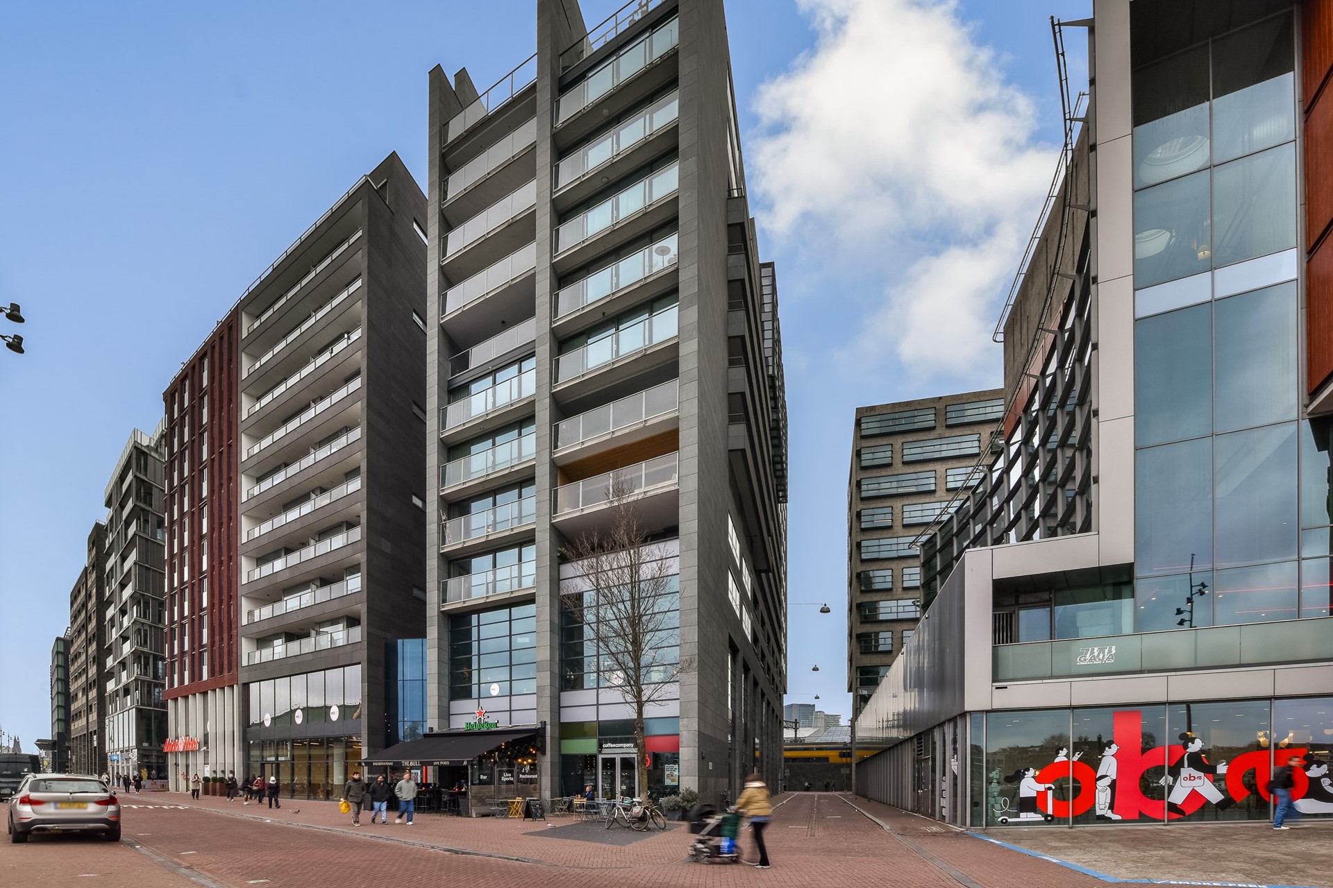 Amsterdam – 1011DG