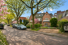 For sale: Dokter Van Peltlaan 10, 1861KC Bergen (Nh)