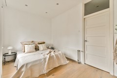 Under offer: Van Kinsbergenstraat 24-2, 1057 PR Amsterdam