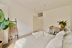 Under offer: Van Kinsbergenstraat 24-2, 1057 PR Amsterdam