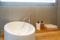 For rent: Postjesweg 242, 1061 AX Amsterdam
