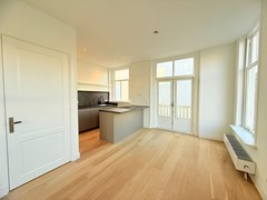 Rented:Cornelis Schuytstraat 18-2, 1071 JJ Amsterdam - Photo