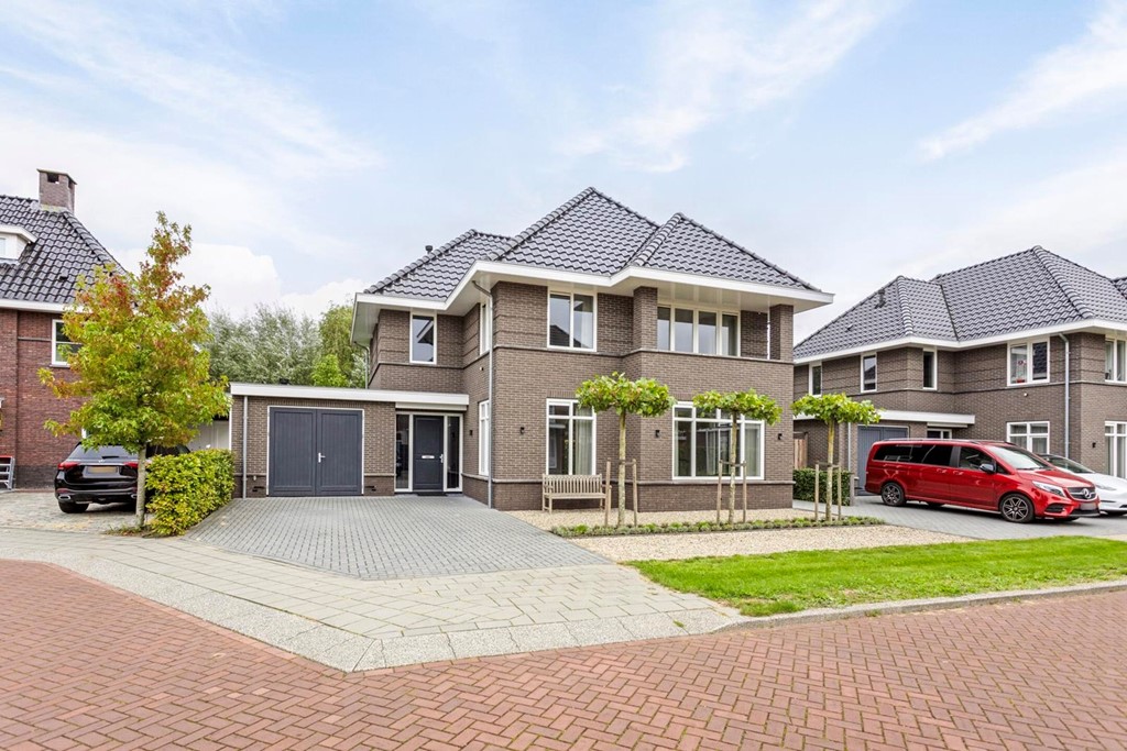 Guldenroedelaan 10, Amstelveen