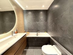 For rent: A.J. Ernststraat 170, 1082 LT Amsterdam
