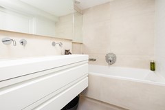 For rent: Veembroederhof 190, 1019 HC Amsterdam