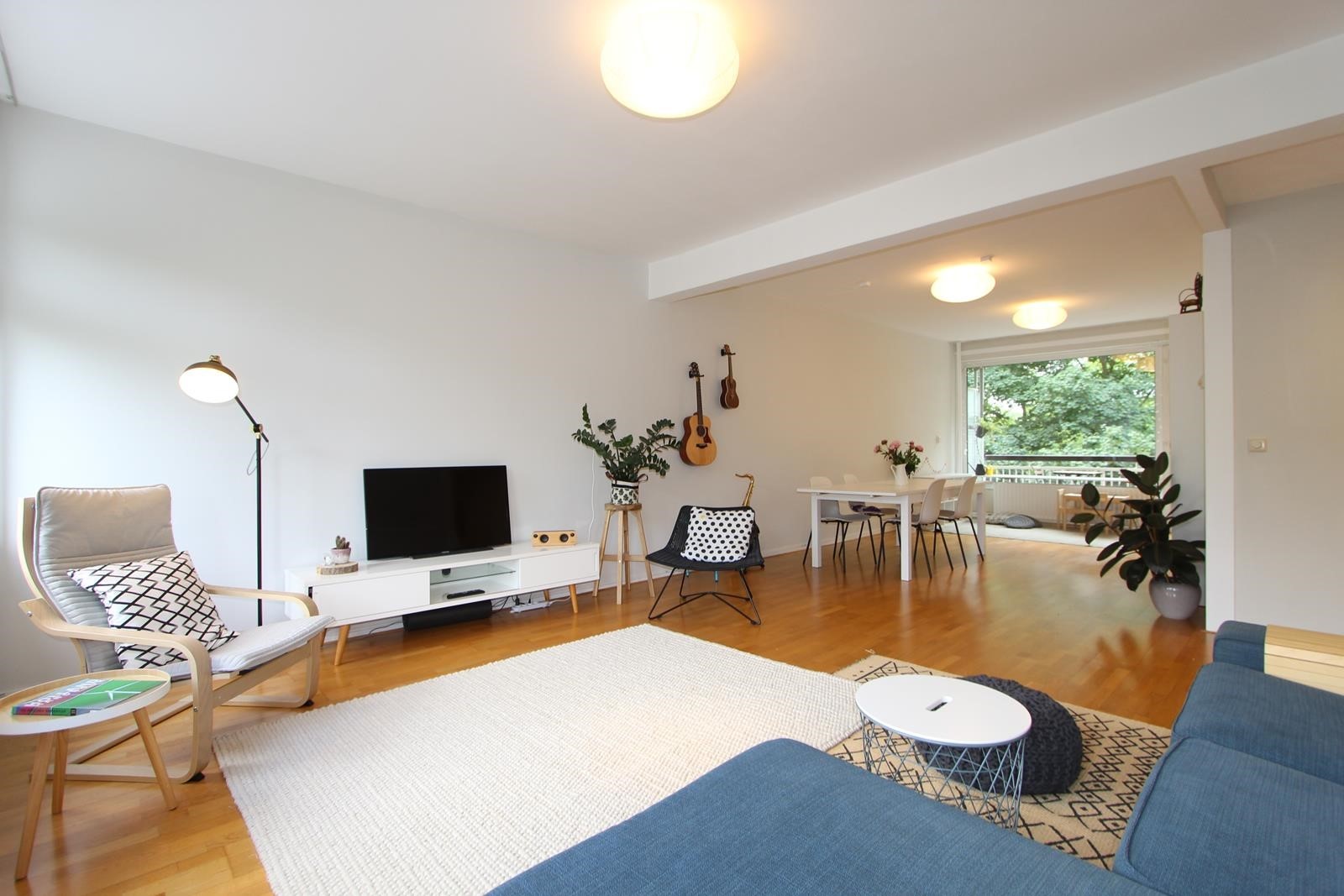 Appartement Van Nijenrodeweg 699 — foto 1