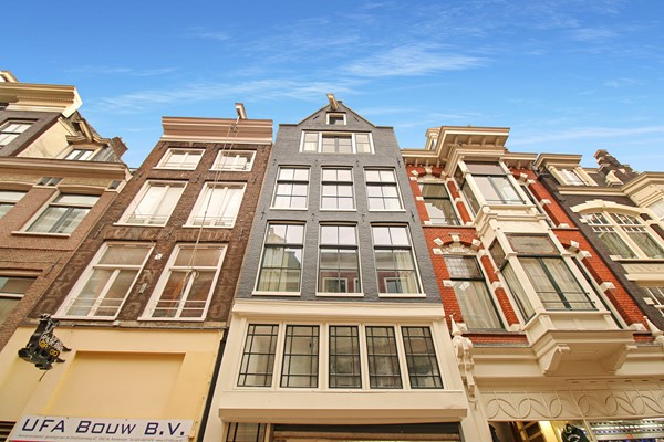 Medium property photo - Nieuwendijk 36-2, 1012 ML Amsterdam