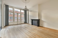 Under offer: Van De Veldestraat 7-2, 1071 CW Amsterdam