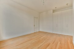 Under offer: Van De Veldestraat 7-2, 1071 CW Amsterdam