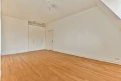 Under offer: Van De Veldestraat 7-2, 1071 CW Amsterdam