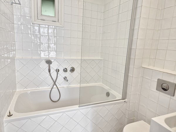 Medium property photo - Brederodestraat 77-1, 1054 VB Amsterdam