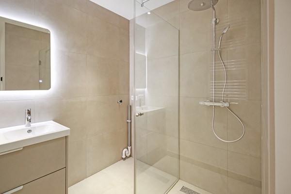 Medium property photo - Stadionkade 43H, 1077 VR Amsterdam