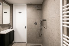 13-bathroom 2.jpg